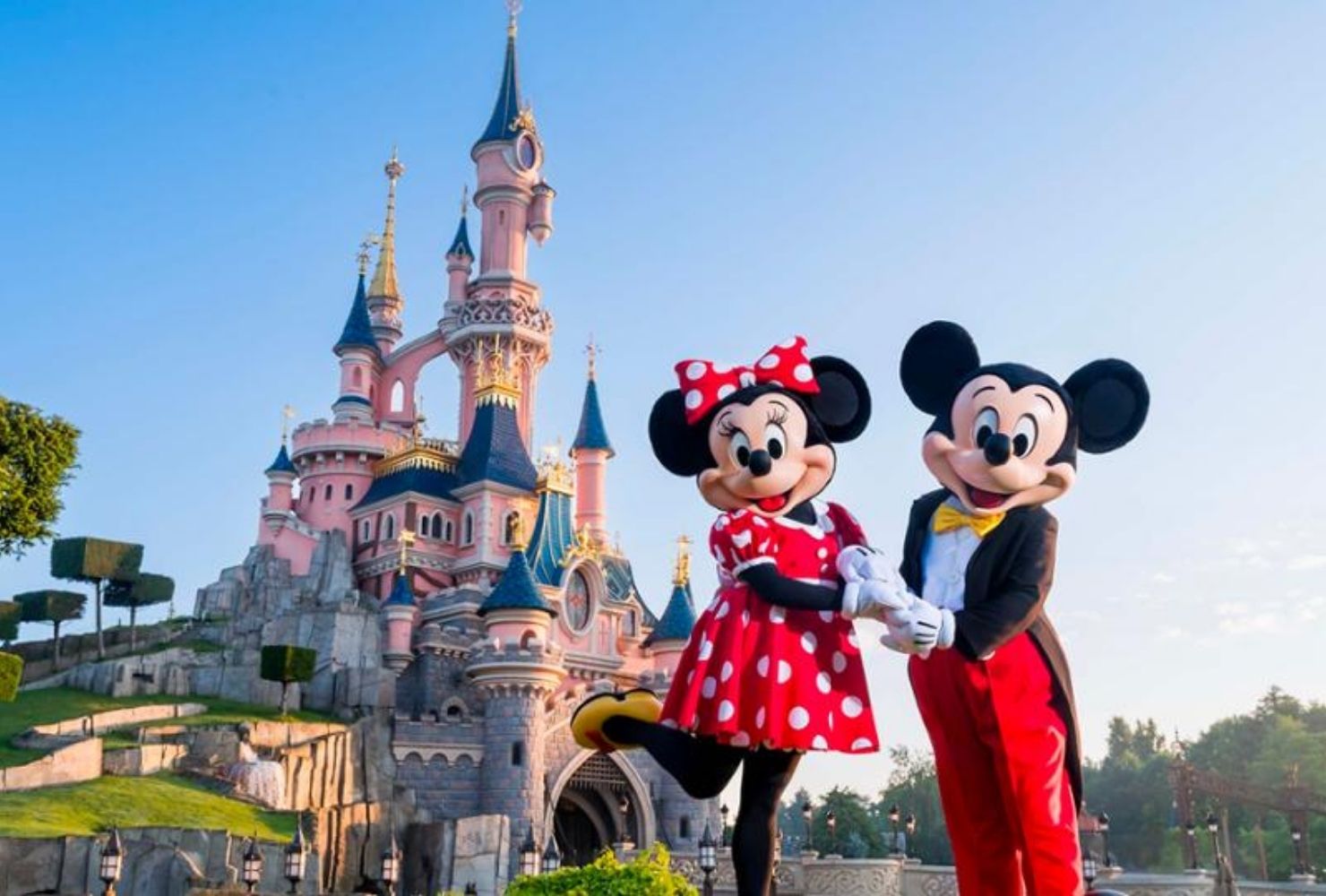 PARIS & DISNEYLAND